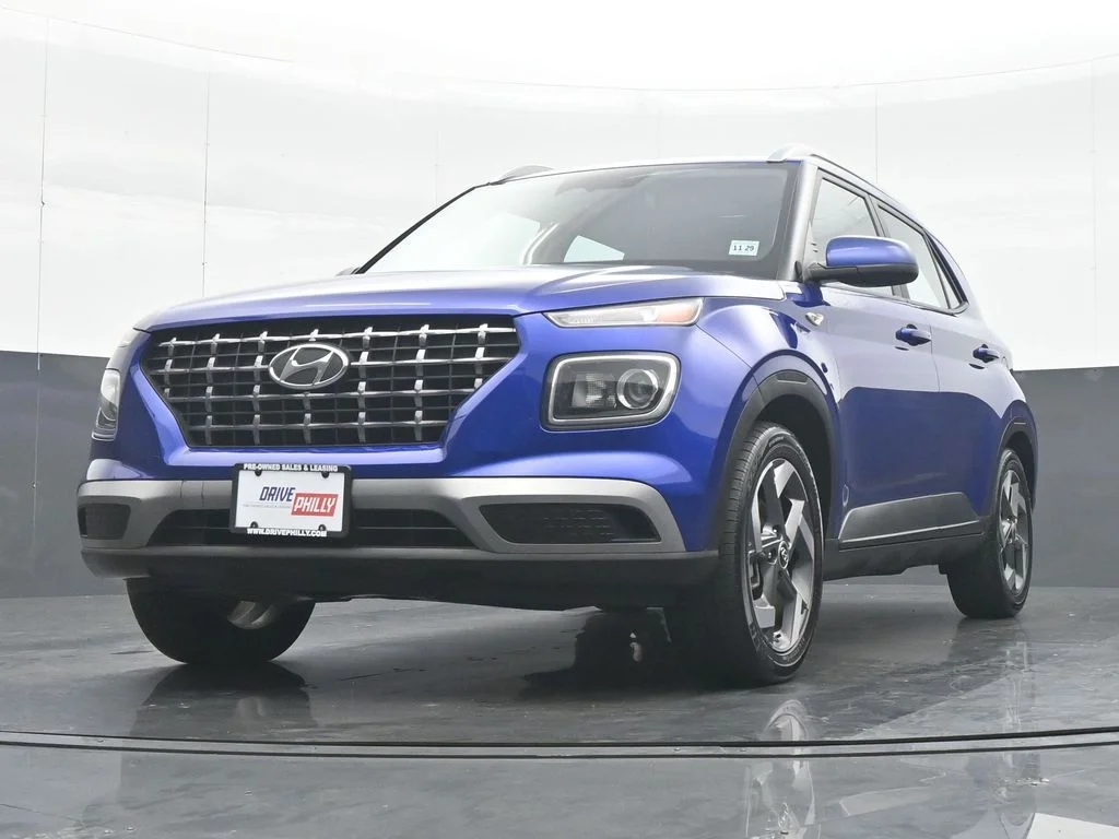 Used 2025 Blue Hyundai SEL image 25