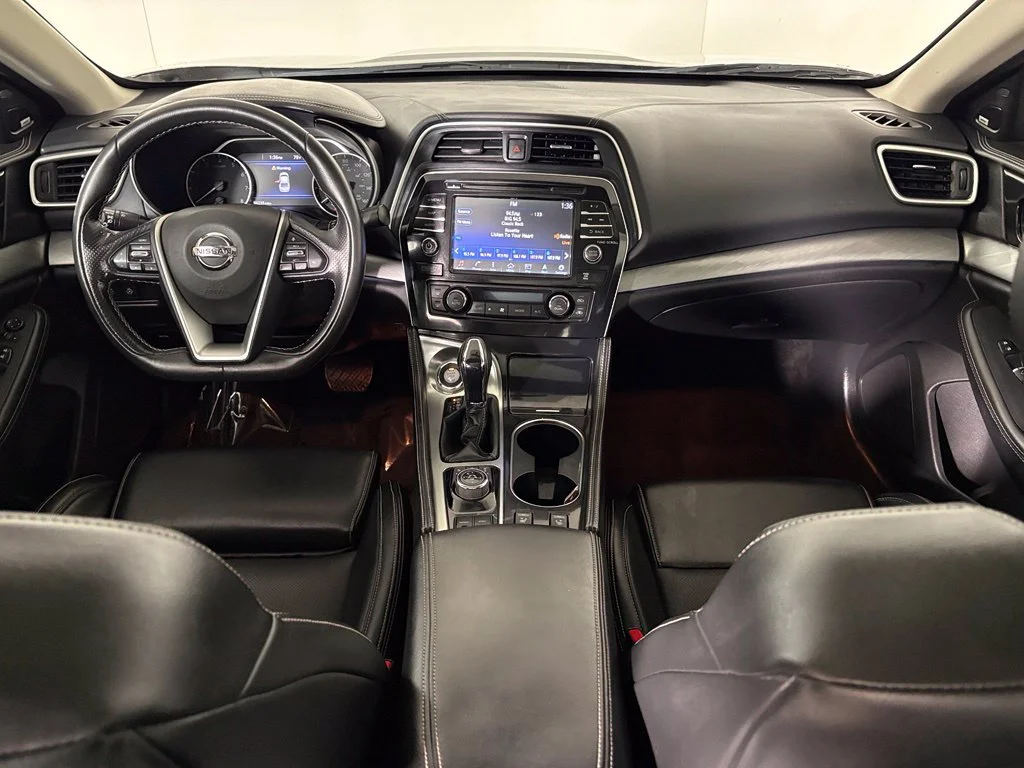 Used 2018 Silver Nissan 3.5 SL image 30