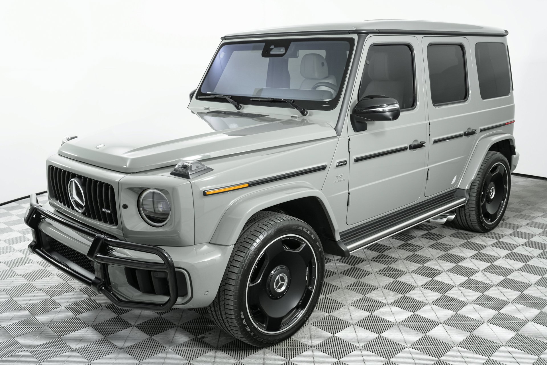 Used 2025  Mercedes-Benz G 63 AMG® image 1