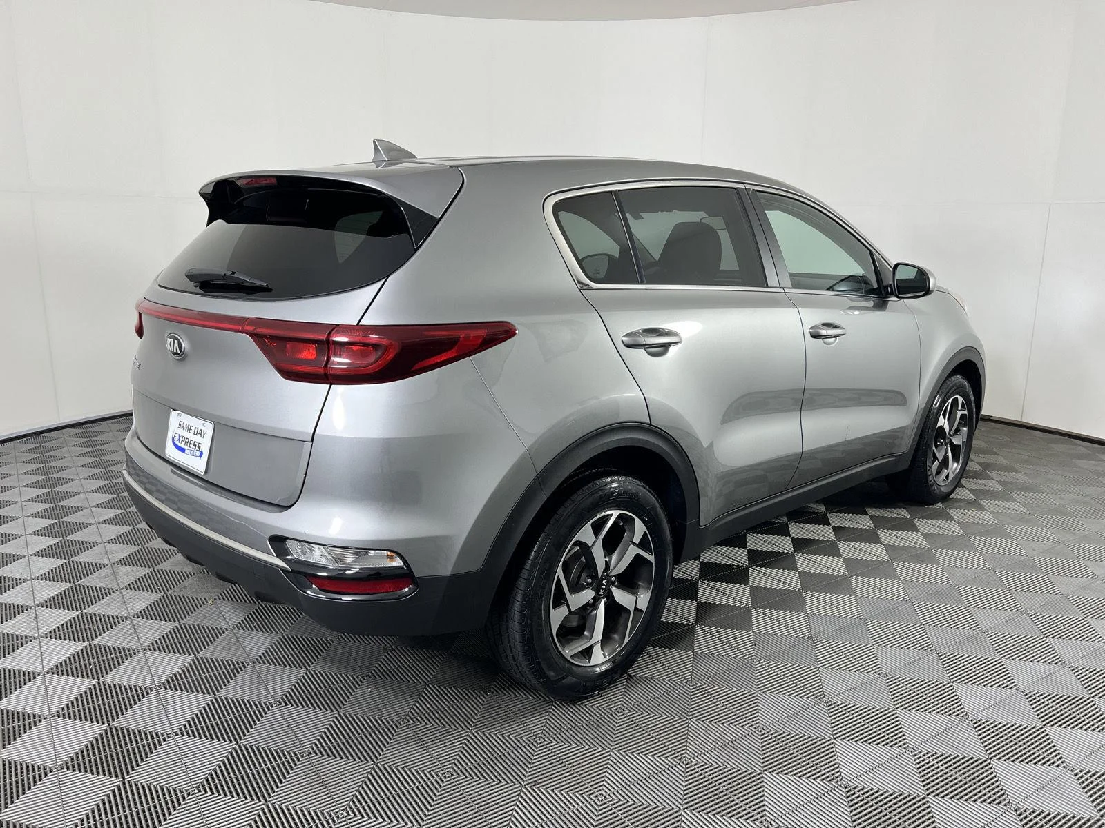 Used 2020 Gy Kia LX image 20
