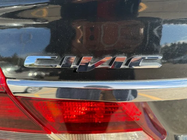 Used 2013 Black Honda LX image 36