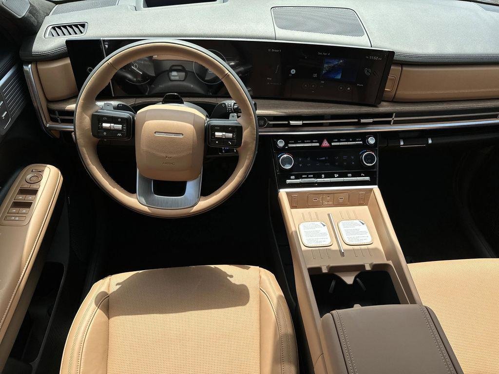 New 2026 Phantom Black Hyundai Calligraphy FWD image 11