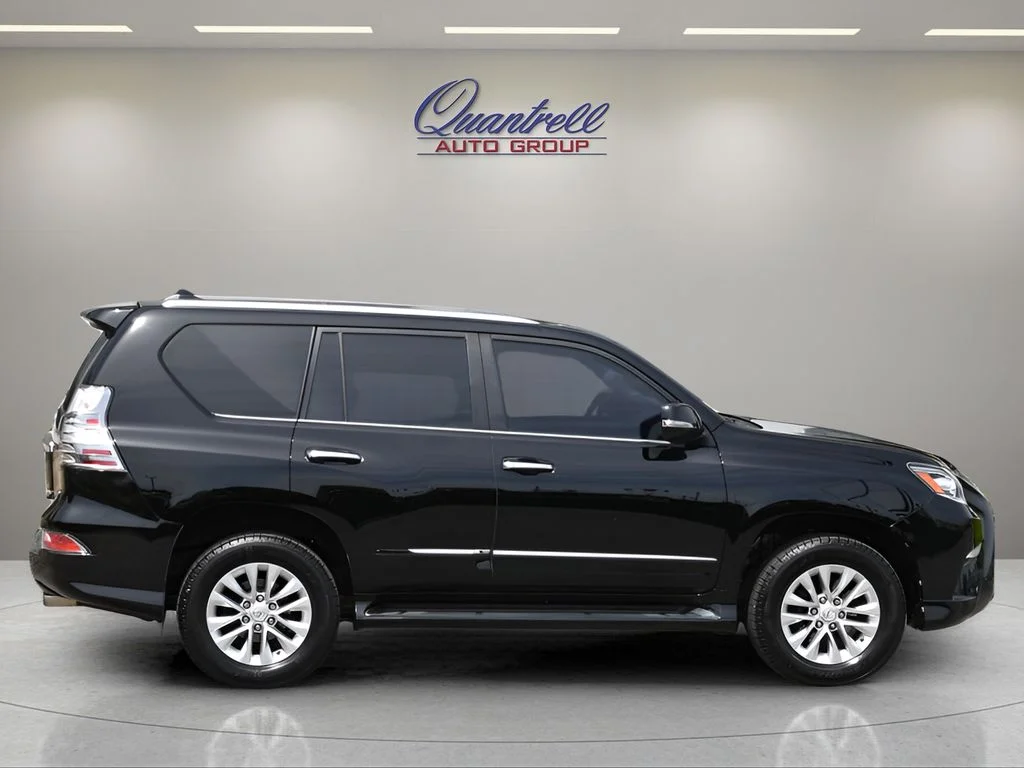 Used 2015 Black Onyx Lexus Base image 3