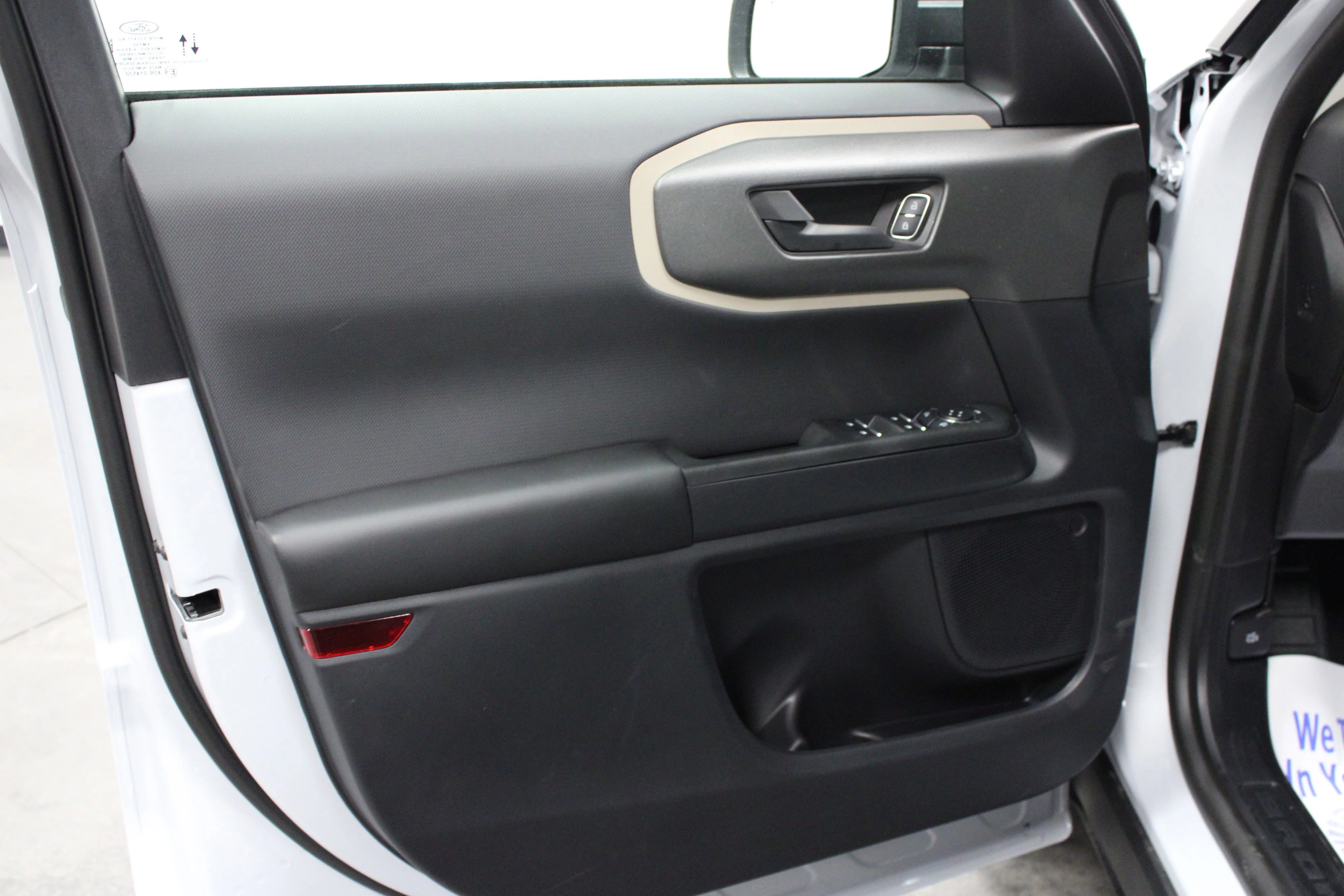 New 2026 Space White Metallic Ford Big Bend® image 11