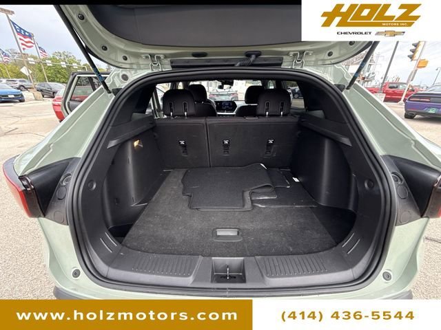 Certified Used 2024 Cacti Green Chevrolet 1RS image 22
