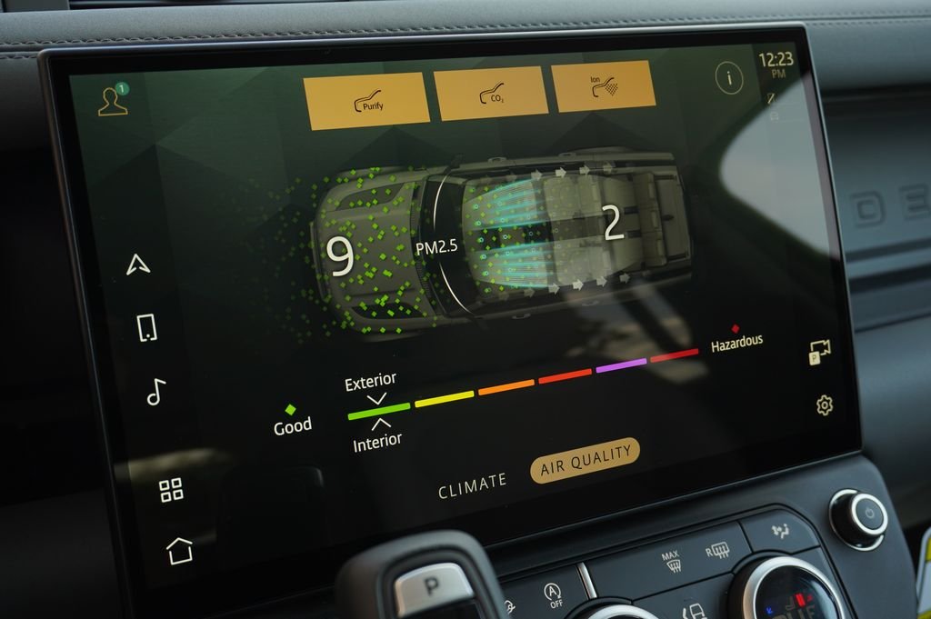 New 2026 Woolstone Green Land Rover S image 22