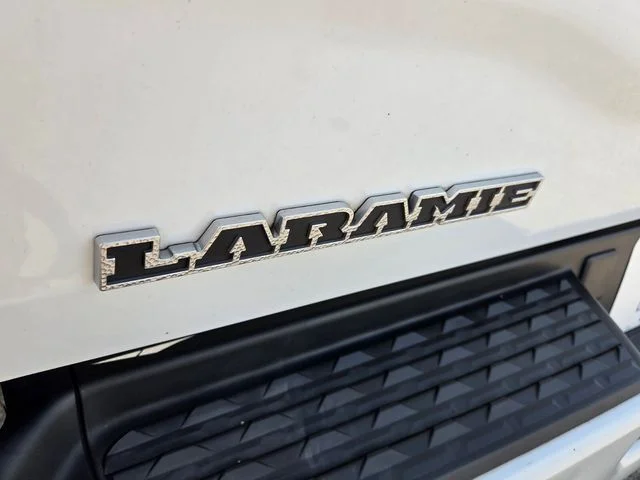 Used 2022 White Ram Laramie image 12