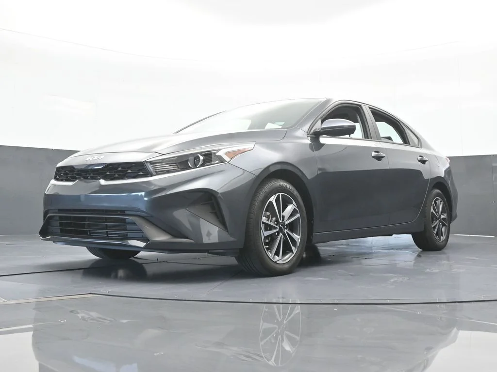Used 2024 Gravity Gray Kia LXS image 51