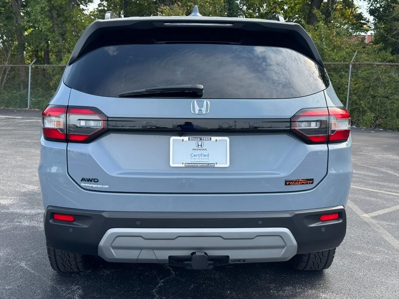 Certified Used 2025 Sonic Gray Pearl Honda TrailSport image 7