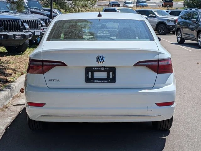 Used 2021 Pure White Volkswagen 1.4T SE image 4