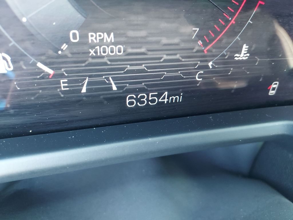 Used 2024  GMC Denali image 24