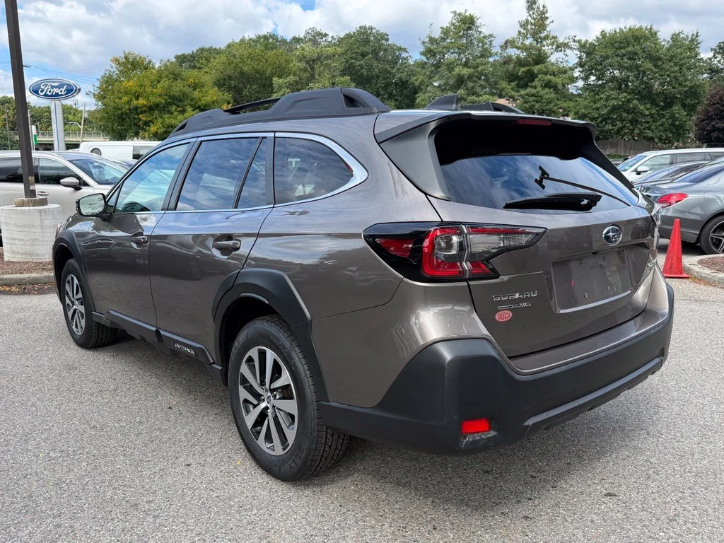 Used 2024 Brilliant Bronze Metallic Subaru Premium image 6