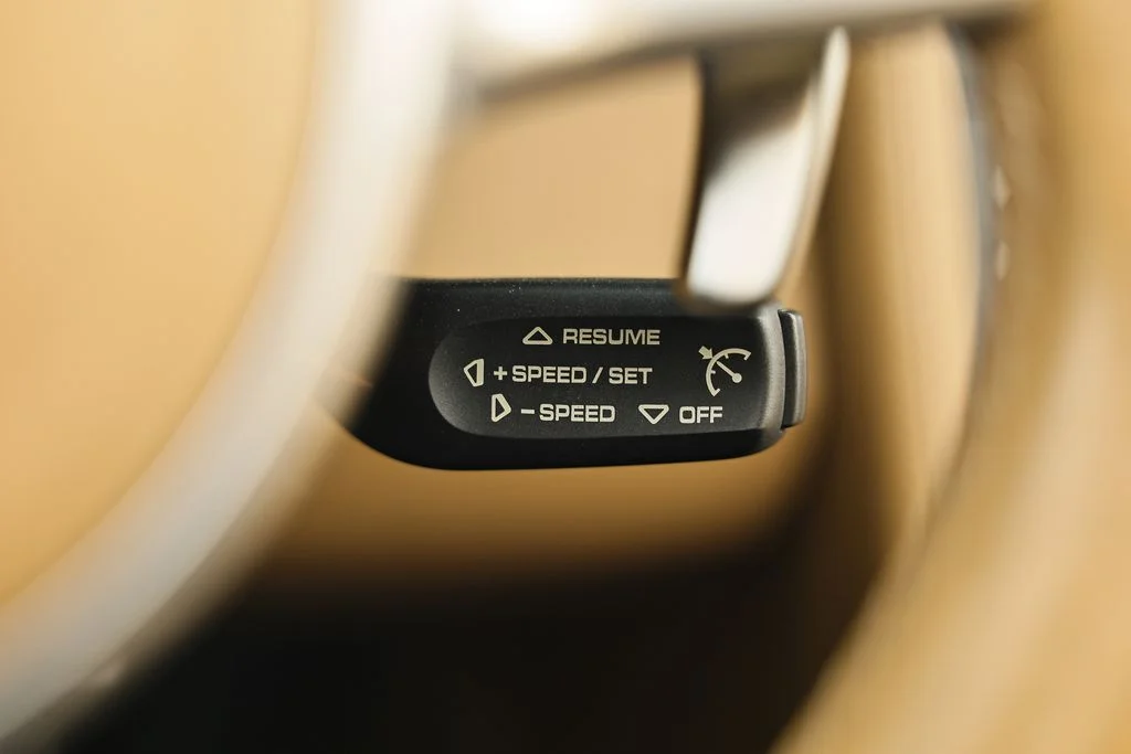 Used 2012 White Porsche Turbo S image 33