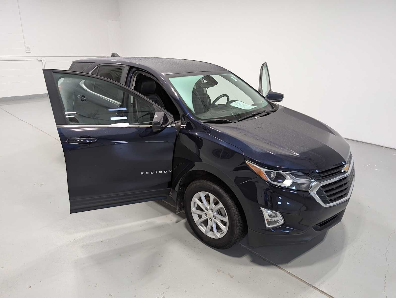 Used 2021 Midnight Blue Metallic Chevrolet LT image 16