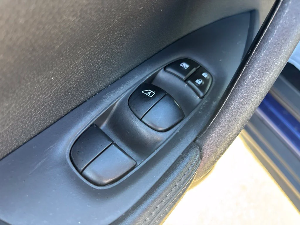 Used 2017 Blue Nissan SV image 17