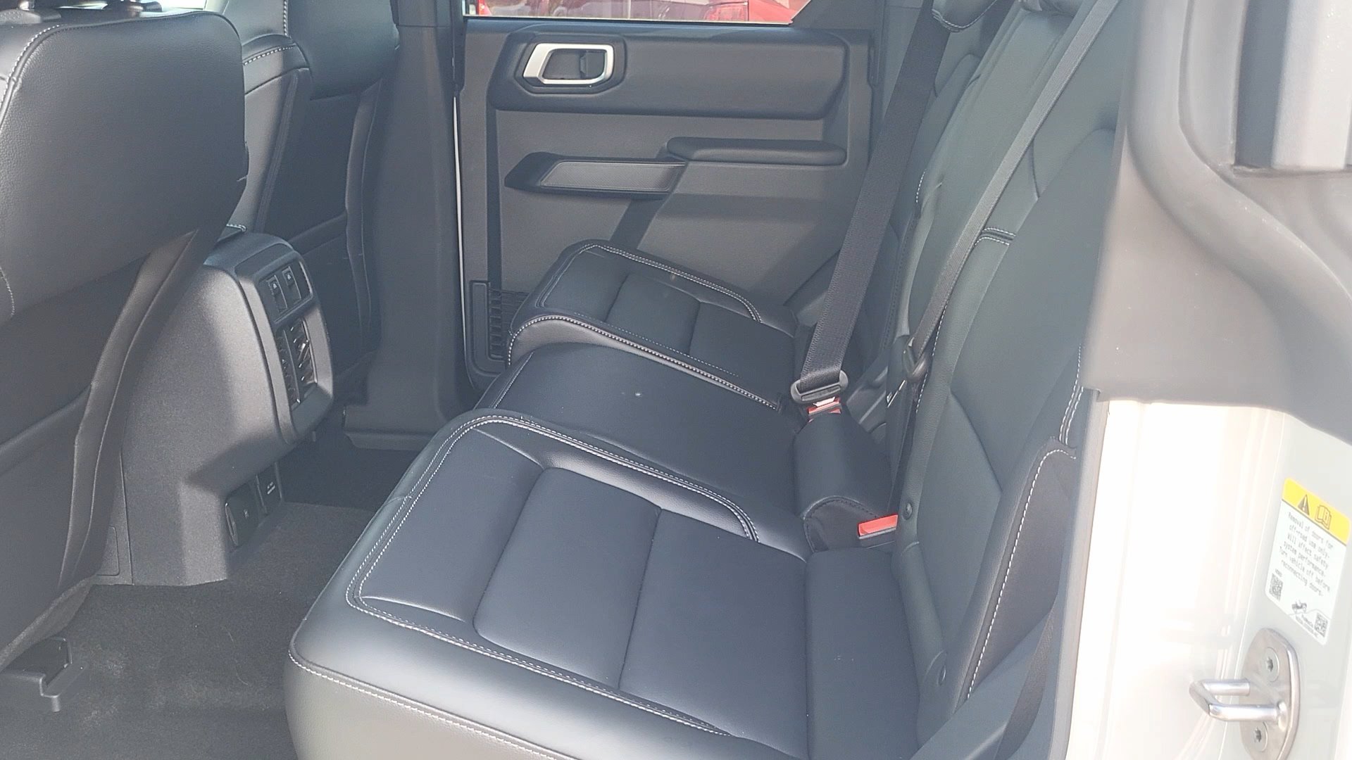New 2026 Avalanche Gray Ford Outer Banks image 21