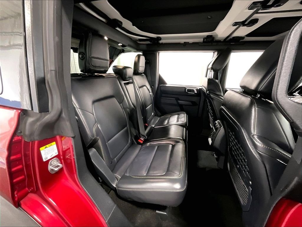 Used 2025 Red Ford Badlands image 16