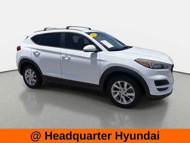 Used 2019 White Hyundai Value image 1