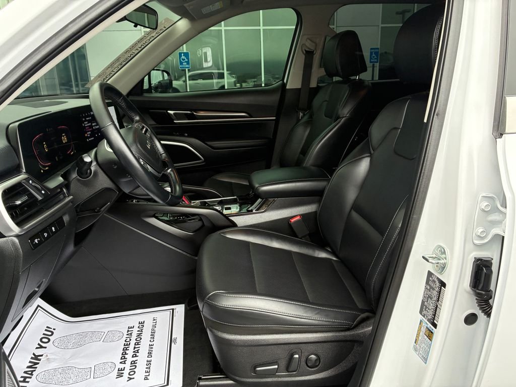 Certified Used 2024 White Kia S image 11