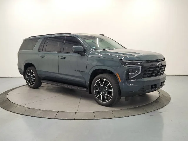 Used 2026 Gray Chevrolet RST image 4
