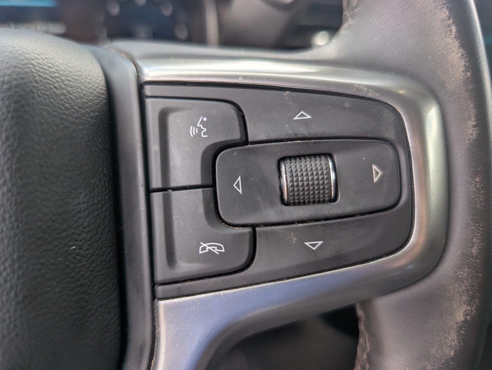 Used 2023 STERLING GRAY METALLIC Chevrolet RST image 23