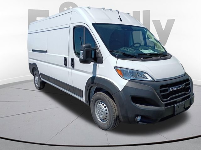 New 2026 Bright White Clear-Coat Exterior Paint RAM High Roof image 3