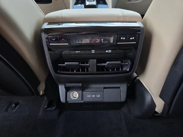 New 2026 Platinum White Pearl Acura w/Technology Package image 20