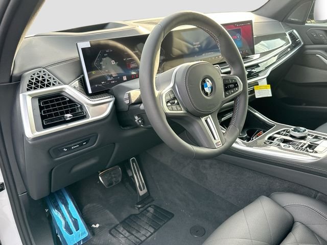 New 2026 White BMW M60i image 5