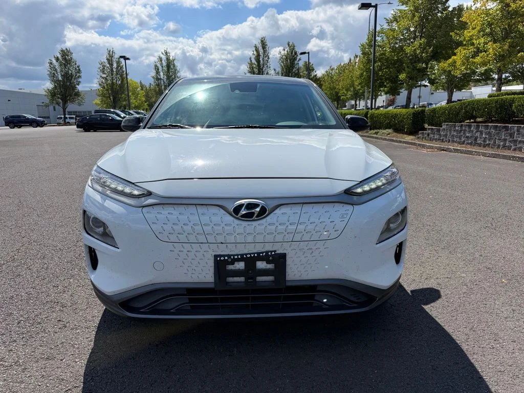 Used 2020 Hyundai Kona EV SEL with VIN KM8K23AG2LU072617 for sale in Gresham, OR