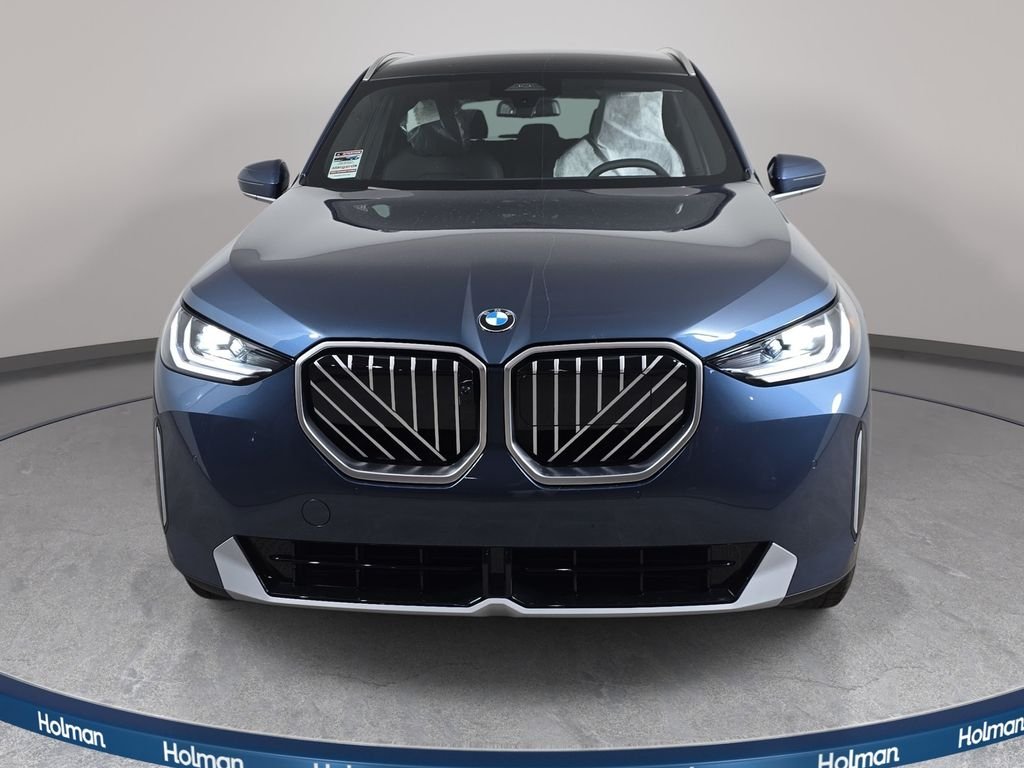 New 2026 Arctic Race Blue metallic BMW 30 xDrive image 2