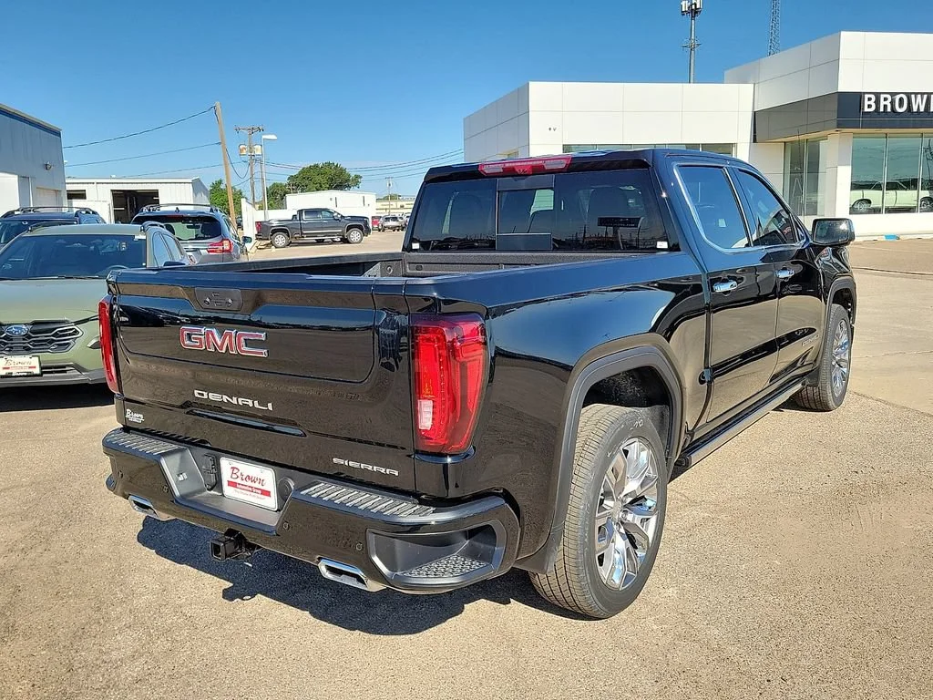 2026 GMC Sierra 1500 Denali - Photo 10