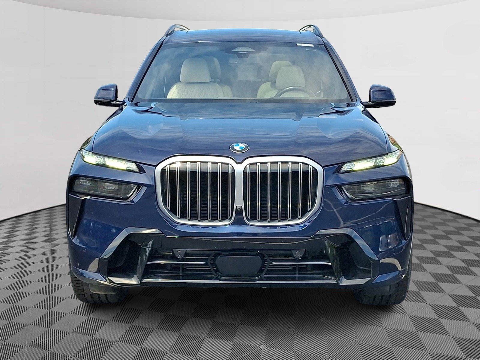 Used 2024 Tanzanite Blue II Metallic - C3Z BMW xDrive40i image 2