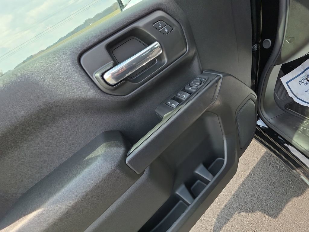 2026 Chevrolet Silverado 1500 Custom - Photo 13
