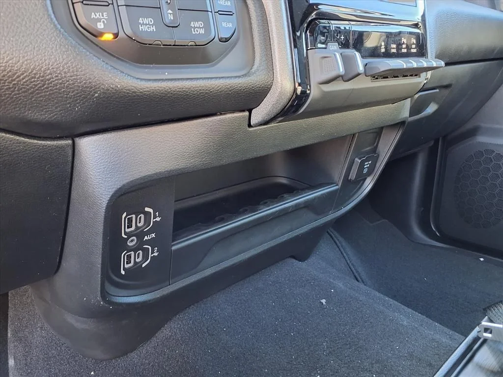2026 RAM 2500 Tradesman - Photo 8