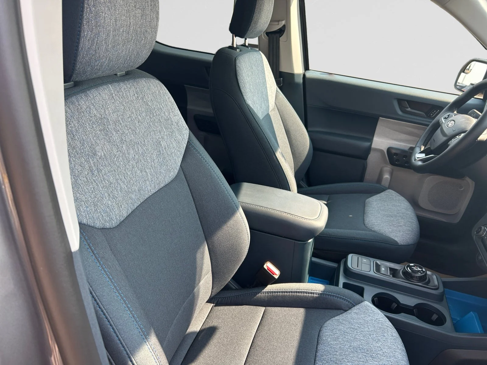 New 2026 Carbonized Grey Metallic Ford XLT image 11