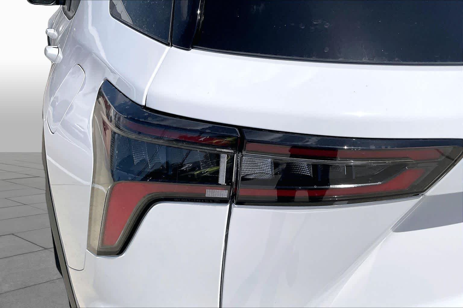 2027 Chevrolet Equinox LT - Photo 14
