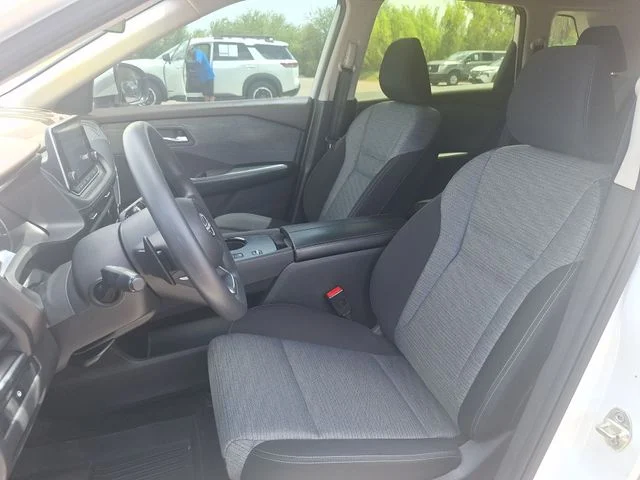 2023 Nissan Rogue SV - Photo 10