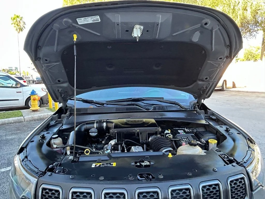 Certified Used 2024 Gray Jeep Trailhawk image 28
