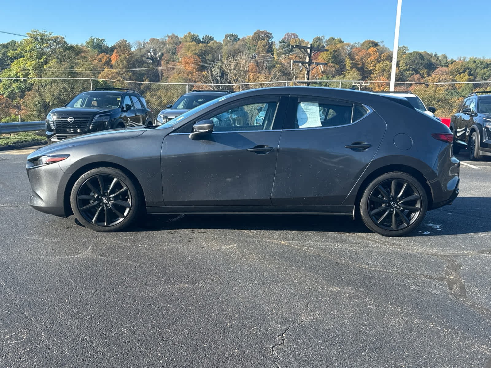 Used 2021 Machine Gray Metallic Mazda Premium image 3