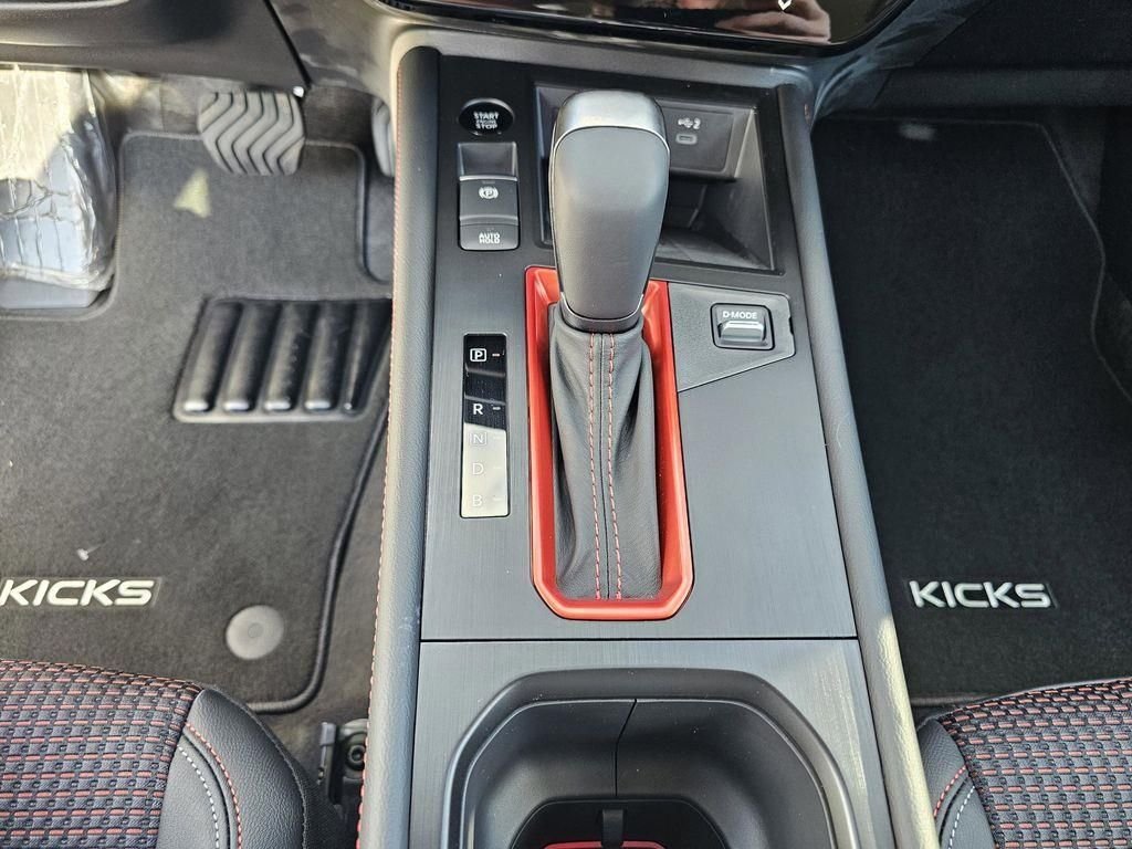 2026 Nissan KICKS SR - Photo 21