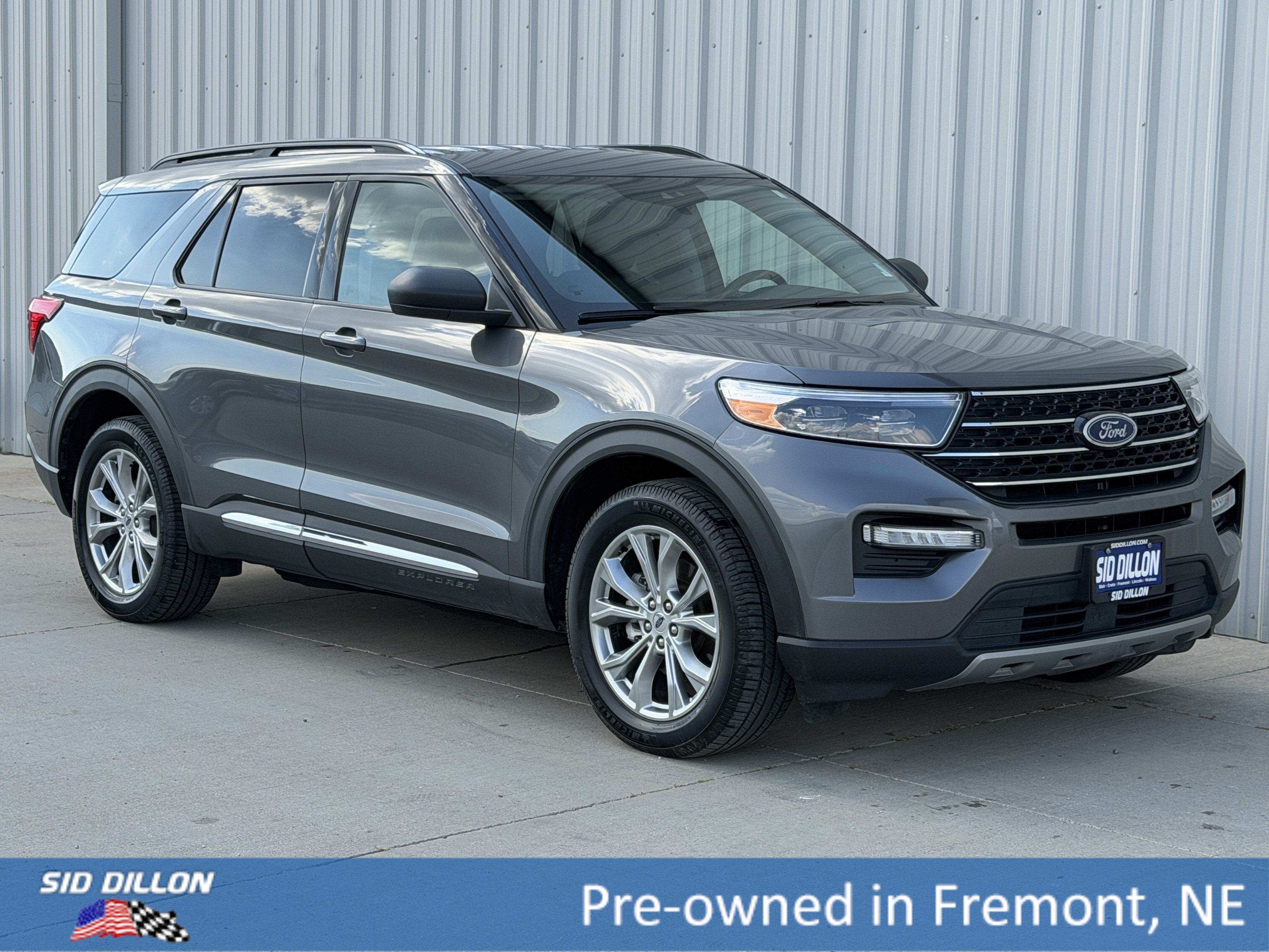 Used 2021 Carbonized Gray Metallic Ford XLT image 2