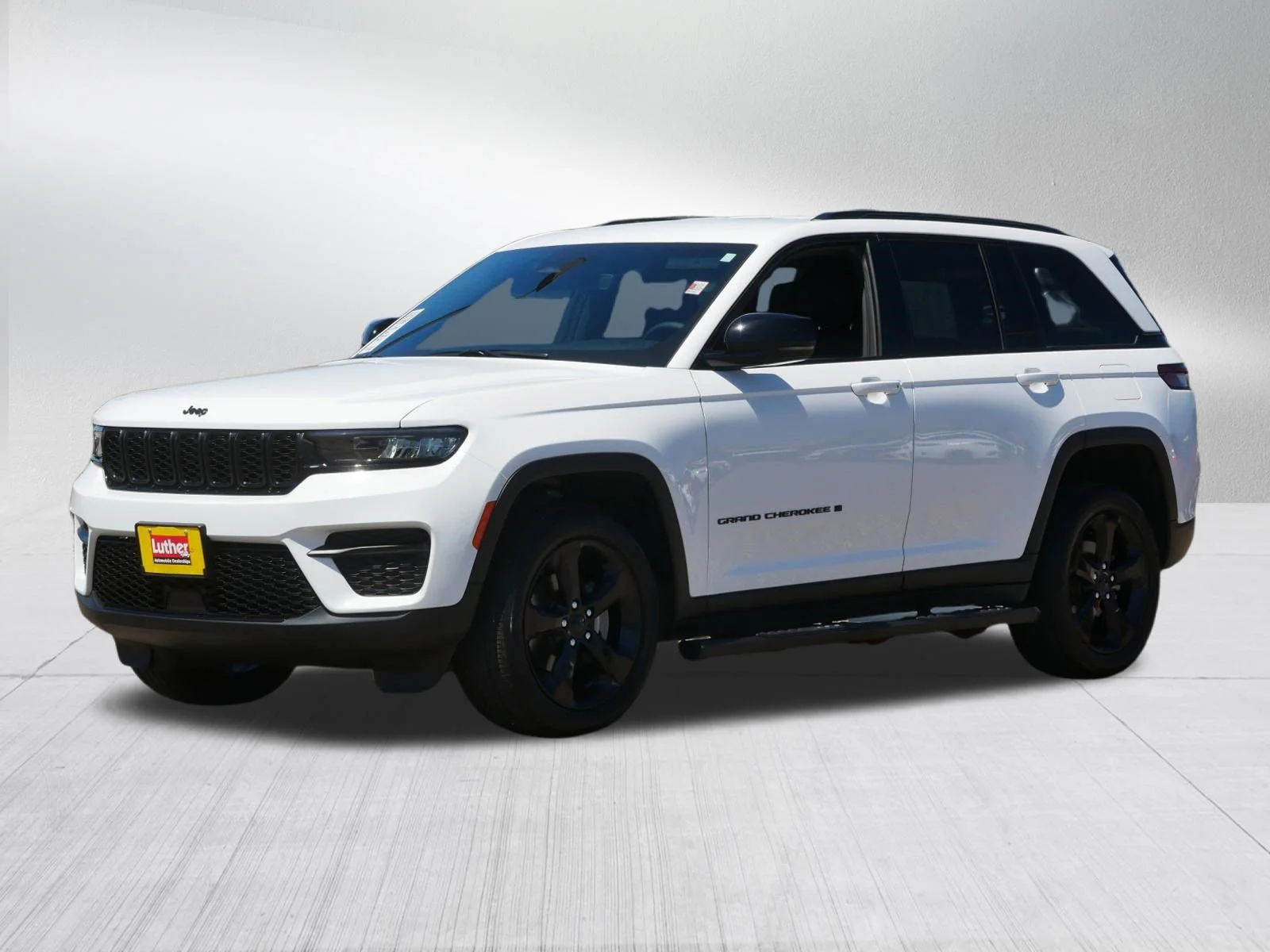 Used 2023 Bright White Clearcoat Jeep Altitude image 3