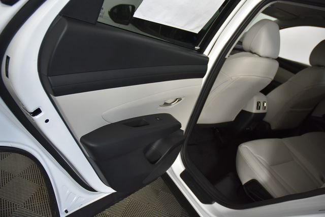 New 2026 White Hyundai SEL Plus AWD image 23