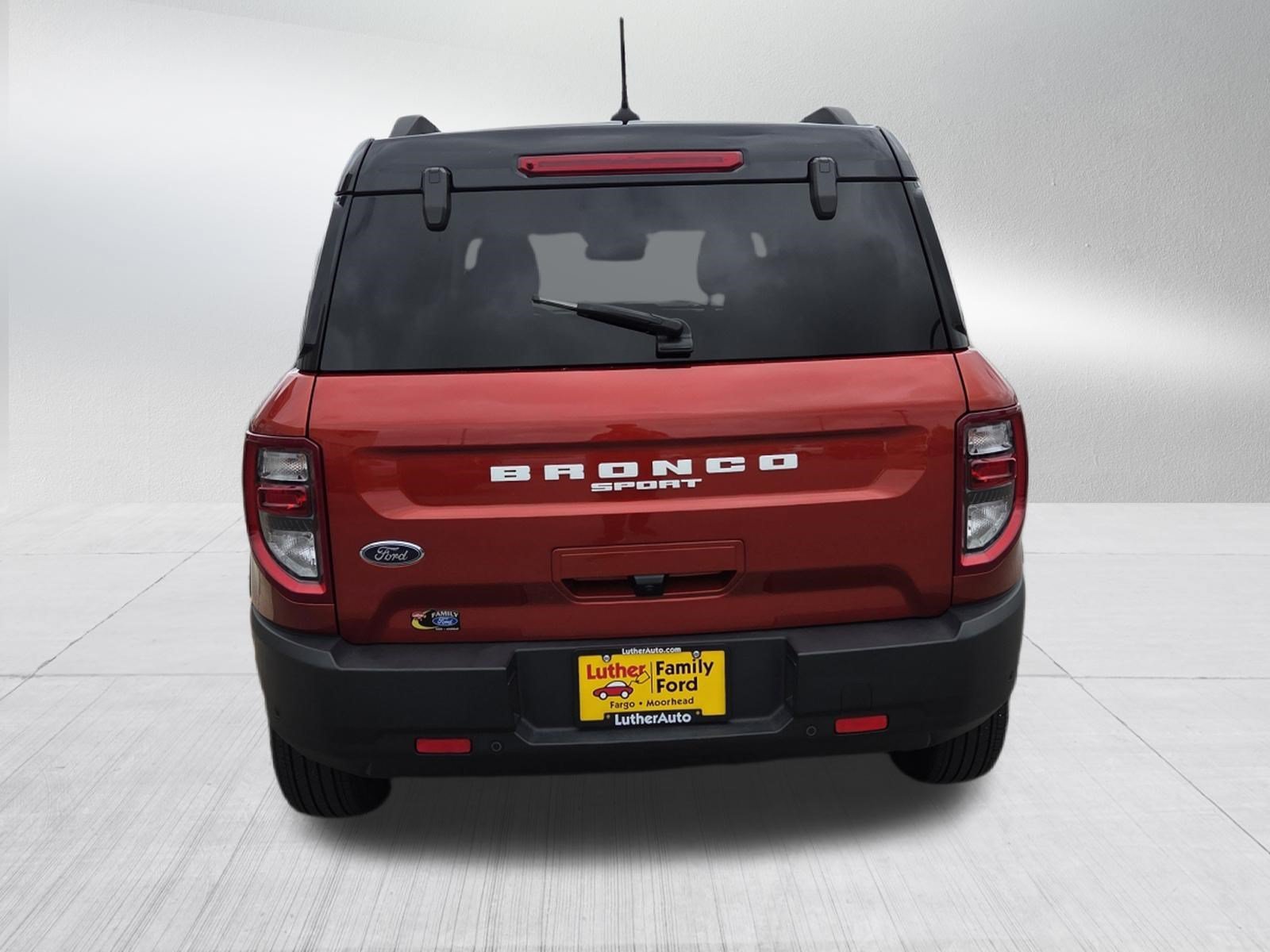 Certified Used 2023 Hot Pepper Red Tinted Clearcoat Ford Outer Banks image 6