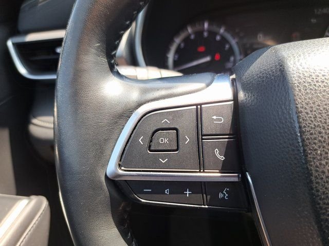Used 2020 Gray Toyota Platinum image 23
