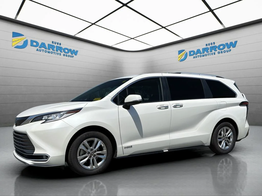 2021 Toyota Sienna Limited 7-Passenger Hybrid FWD's photo