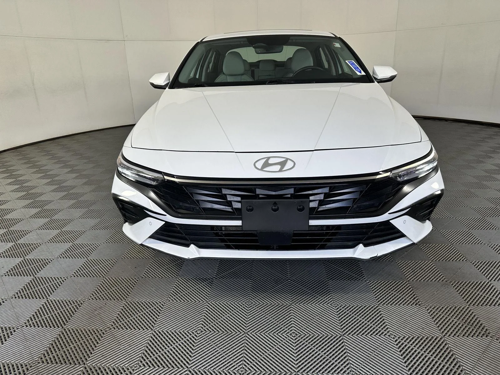 Used 2024 Serenity White Hyundai Limited image 2