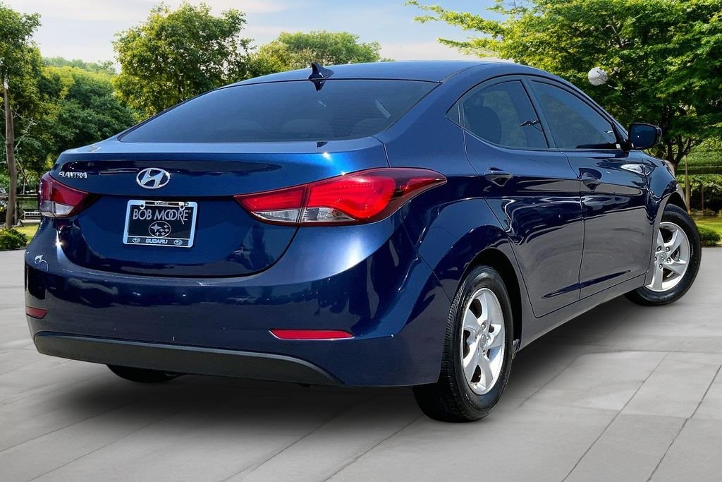 Used 2015 Blue Hyundai SE image 6