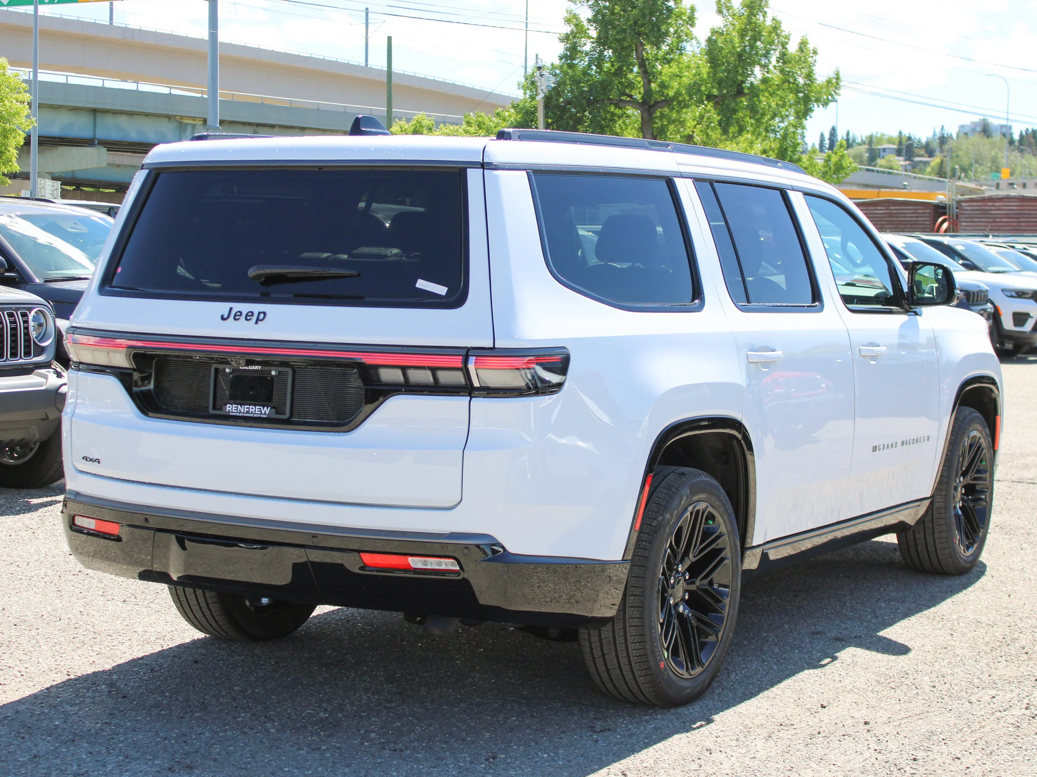 Used 2026 White Jeep Limited Reserve* image 6