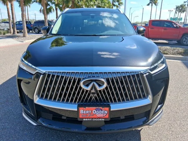 New 2026 MINERAL BLACK INFINITI Luxe FWD image 2